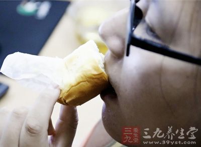 少吃，吃七成饱