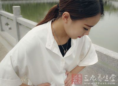 很多人都是只有大拇指有一点点小月牙 很多人都是只有大拇指有一点点小月牙