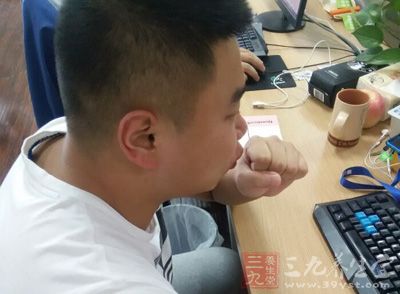 咳嗽常见于感冒 咳嗽常见于感冒