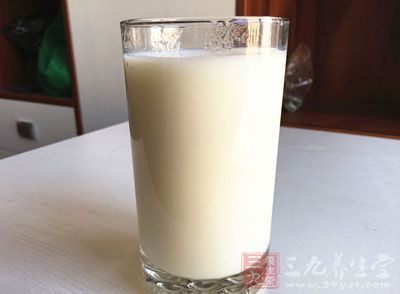 牛奶是我们补钙最好的方法