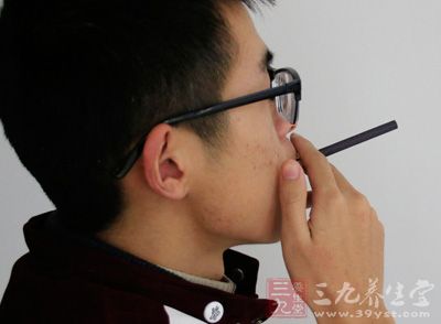 我国目前吸烟人数超过3亿 我国目前吸烟人数超过3亿