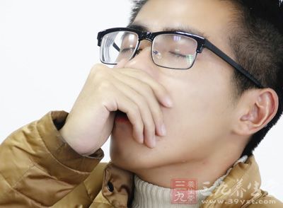 如张开嘴打哈欠，就等于进行了深呼吸