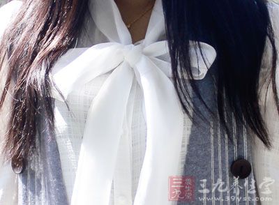 雌性激素使乳腺管日益增长 雌性激素使乳腺管日益增长