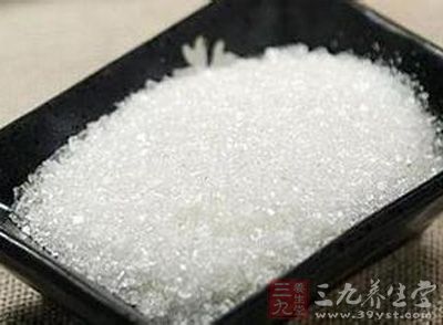 水豆粉50克，白糖150克，猪油100克