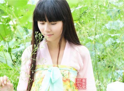 避免受湿邪衣被常曝晒 避免受湿邪衣被常曝晒