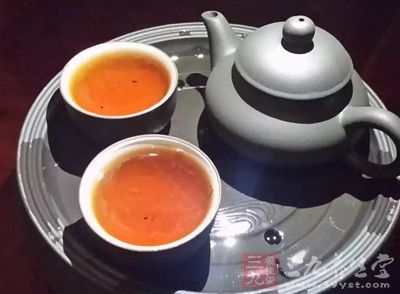 不论在国内还是国外,喝茶养生是人们普遍达成的共识 不论在国内还是国外,喝茶养生是人们普遍达成的共识