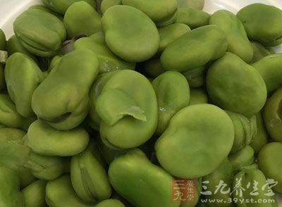 致命毒素：巢菜碱苷