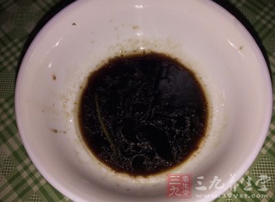 明明在饮食上百般注意连酱油也不敢吃 明明在饮食上百般注意连酱油也不敢吃