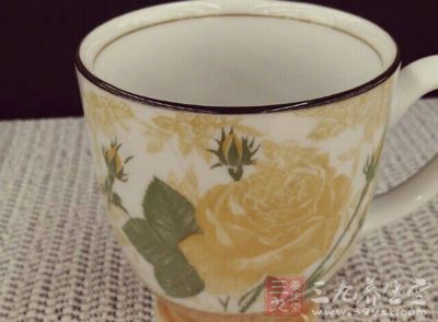 中医把机体一切正常水液总称为津液 中医把机体一切正常水液总称为津液