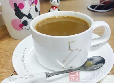 含咖啡因飲料：咖啡因飲料會(huì)讓情緒不穩(wěn)定