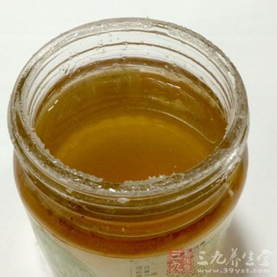 蜂蜜富含镁的“富矿”，月经期可适当喝点蜂蜜水