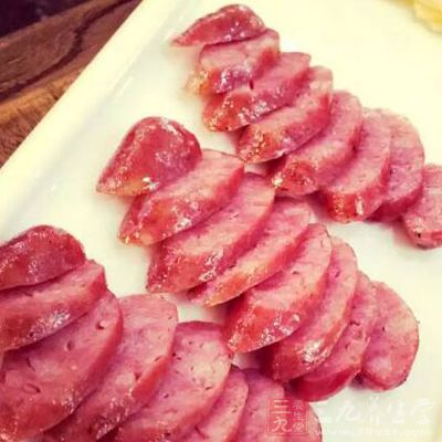 食物中的蛋白质消化吸收率为 85%