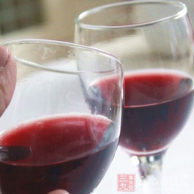 喝红酒可以预防癌症