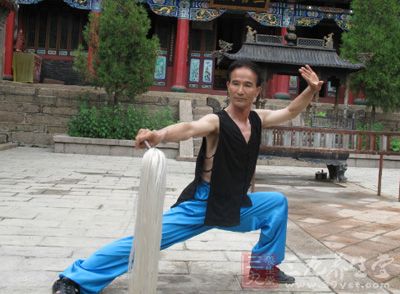 很多外籍人士都知道中国功夫中有一种名为太极拳的运动