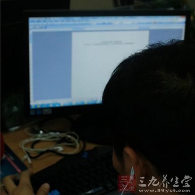 熬夜对女性朋友的身体伤害极大 熬夜对女性朋友的身体伤害极大