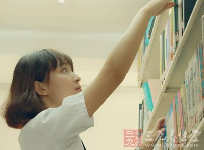 哪里还有时间再像学生时代那样看书学习呢