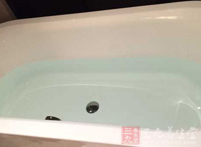 泡澡后、使用热水的时候，洗澡时顺便也可以按摩