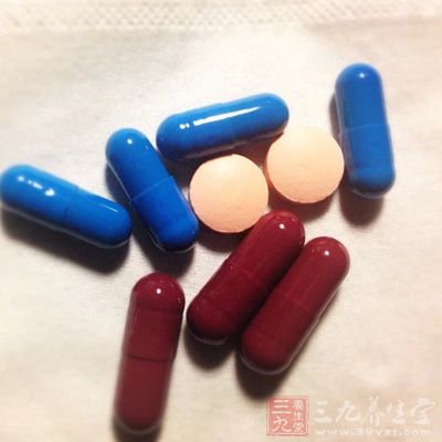 主要用于BH4缺乏型PKU，除饮食控制外，需给予此类药物