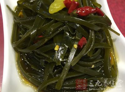 海带2~3两,豆腐1块 海带2~3两,豆腐1块