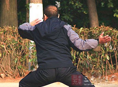 健身操动作均提炼自武术基本技法 健身操动作均提炼自武术基本技法