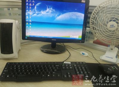 电脑太多，又不通风