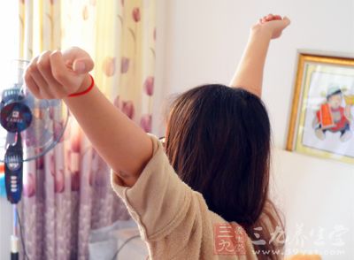 常用的运动除仰卧起坐以外还有