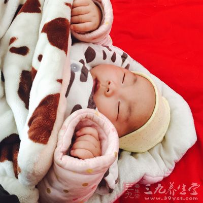 晚睡、睡眠不足都会影响孩子的身高