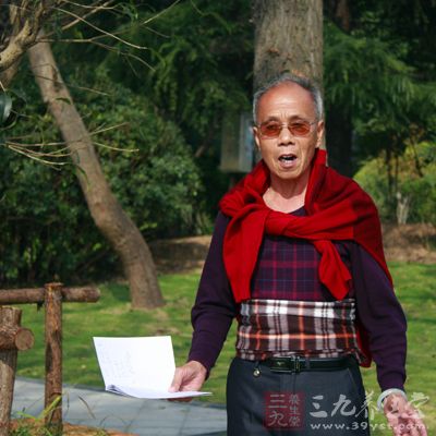 多发生于40岁以上的人