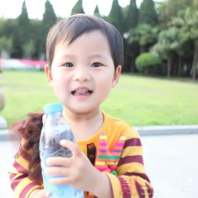 宝宝换牙时看其他的牙齿 宝宝换牙时看其他的牙齿