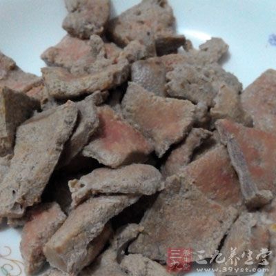 材料：猪肝50g、瘦猪肉50g