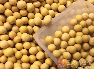 多吃干炒黄豆对身体健康会带来不利的影响 多吃干炒黄豆对身体健康会带来不利的影响