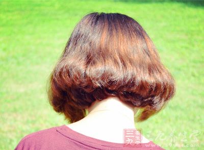 想要拥有一头飘逸、有韧性的秀发