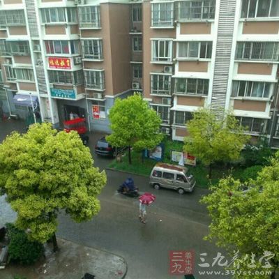 住宅不能是在交叉的大道旁边