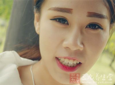 健康问题:脊椎有小问题 健康问题:脊椎有小问题