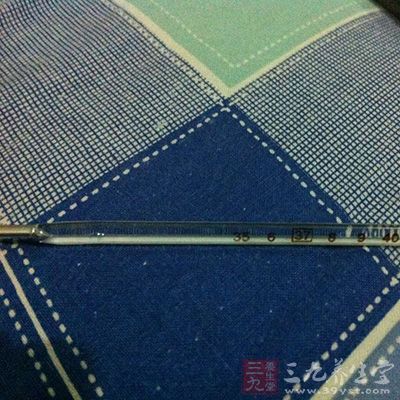 产后发烧是大事,不要以为只是头痛脑热而等闲视之 产后发烧是大事,不要以为只是头痛脑热而等闲视之