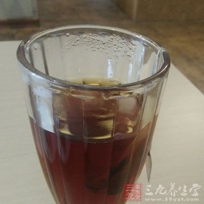 喝紅糖姜湯