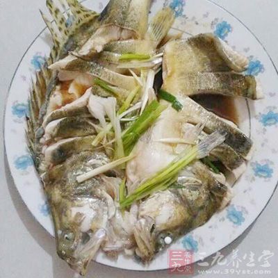 其他如畸形的鱼不要吃,鱼胆不要吃 其他如畸形的鱼不要吃,鱼胆不要吃