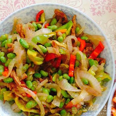 炒蔬菜前别切太薄