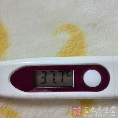 发烧或感染，持续时间长或反复出现