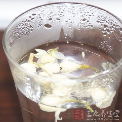 茉莉花茶，又叫香片