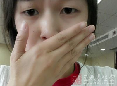 经常会感觉到头晕、头疼 经常会感觉到头晕、头疼