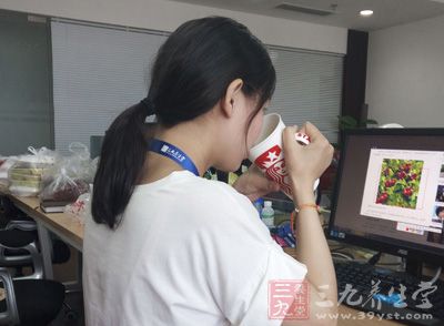 大便干燥多喝水