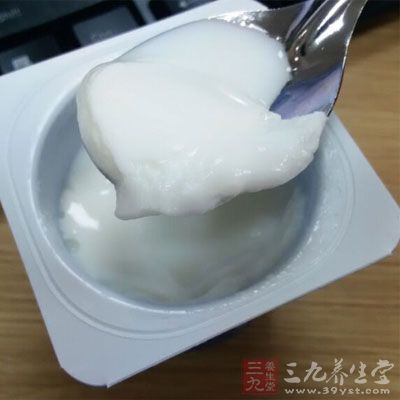 酸奶不但具有豐富的營養(yǎng)，還能使人心情舒暢