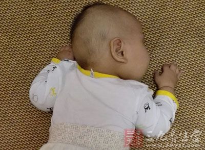 鞭炮声对宝宝的影响 7招不让鞭炮声影响睡眠