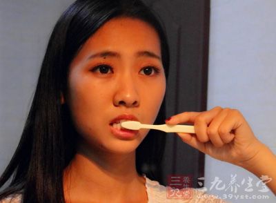 睡觉前不刷牙 睡觉前不刷牙