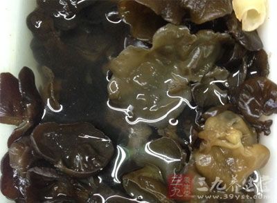 荐理由:木耳有“黑白双雄”之称 荐理由:木耳有“黑白双雄”之称