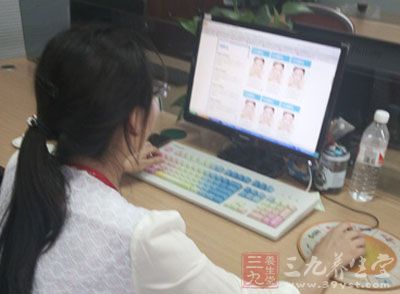 长时间久坐 长时间久坐