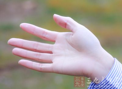 食指比无名指短的女性