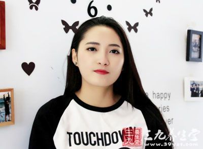 正确使用经期卫生用品，当卫生巾使外阴发生发痒