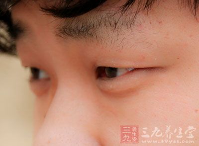 哪些糖尿病患者更容易并发眼部病变